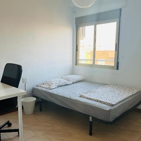 Bonita Habitacion En Piso Compartido, Benimaclet Valencia Eksteriør billede