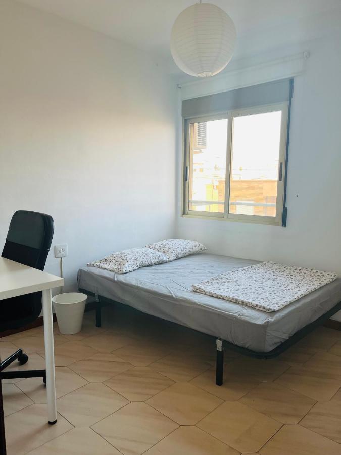 Bonita Habitacion En Piso Compartido, Benimaclet Valencia Eksteriør billede